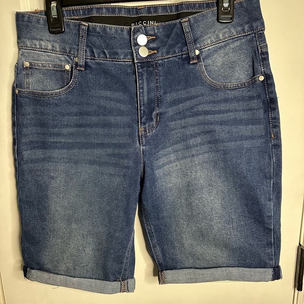 Baccini Blue Denim Women's Shorts Size 8